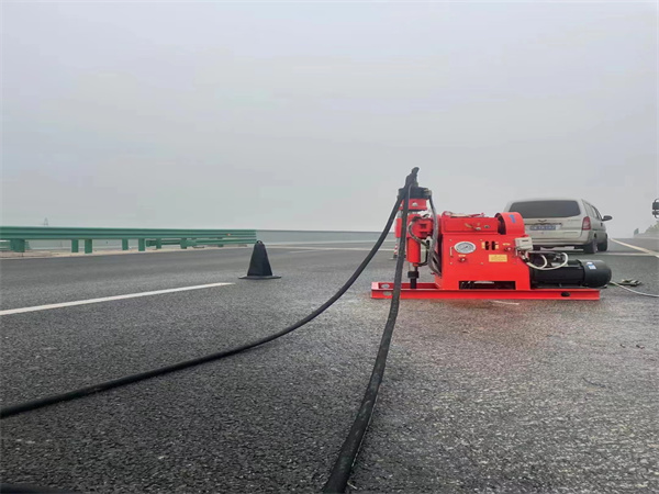 会宁马路路基路面开裂下沉注浆加固灌浆